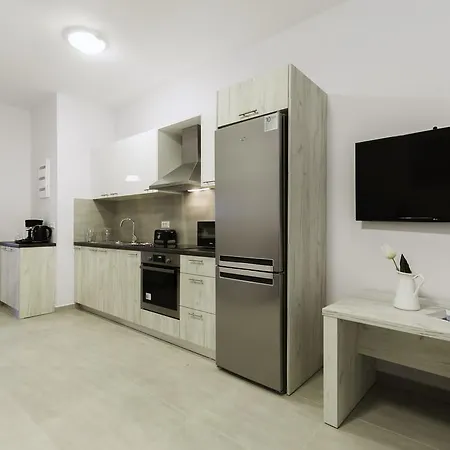 Lindos Luxury Apartment *